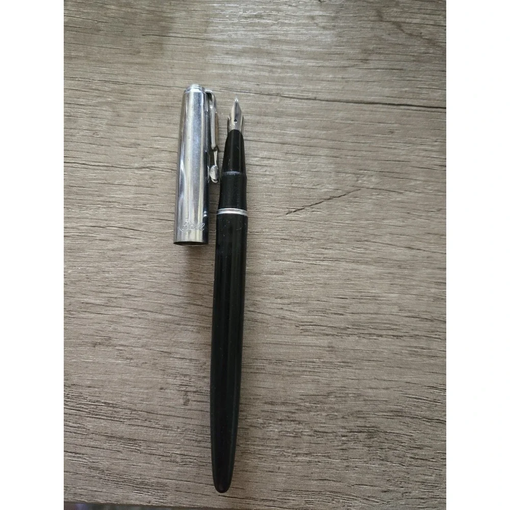 Vintage Mechanical Pencils And Fountain Pen. Lot Of 4